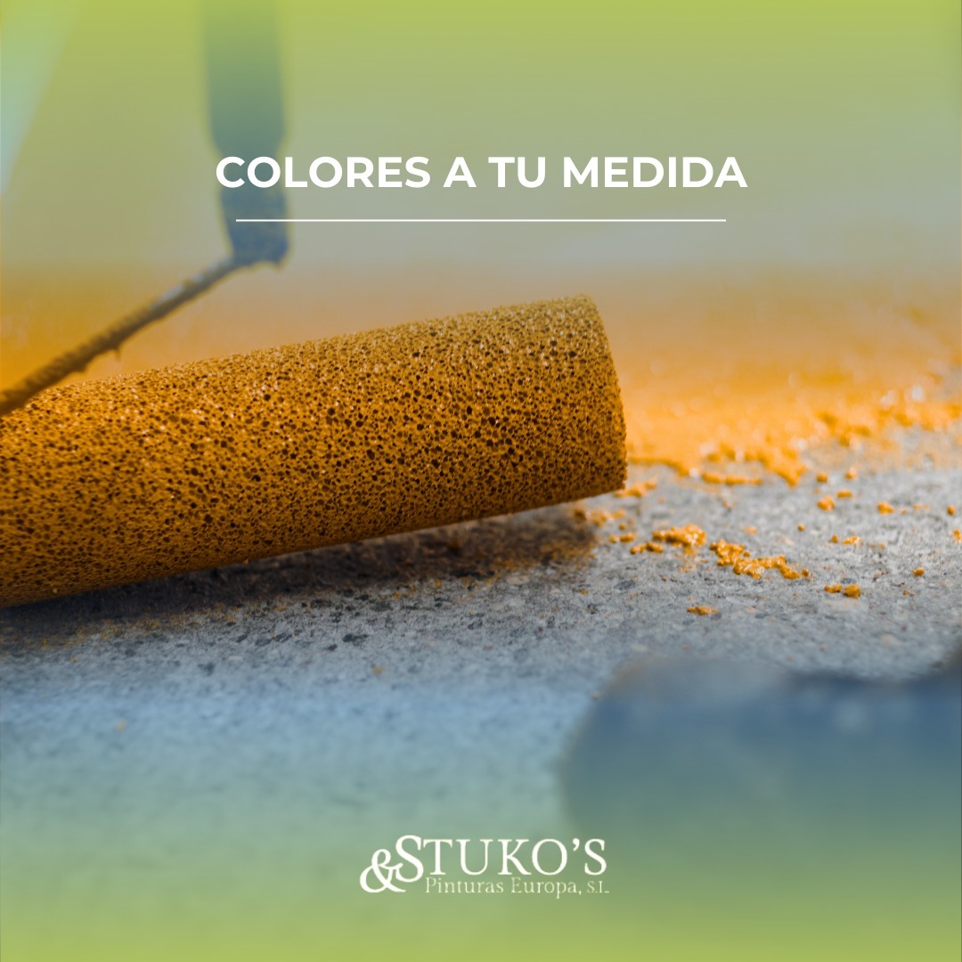 Terraza con suelo de microcemento resistente a la intemperie y continuo. Aplicación de microcemento en exteriores y terrazas de Madrid